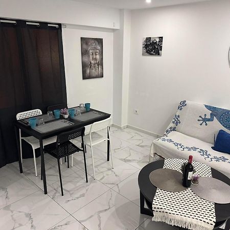 Heart Of Los Cristianos Modern Apartment Close To The Sea In Tenerife Exterior photo