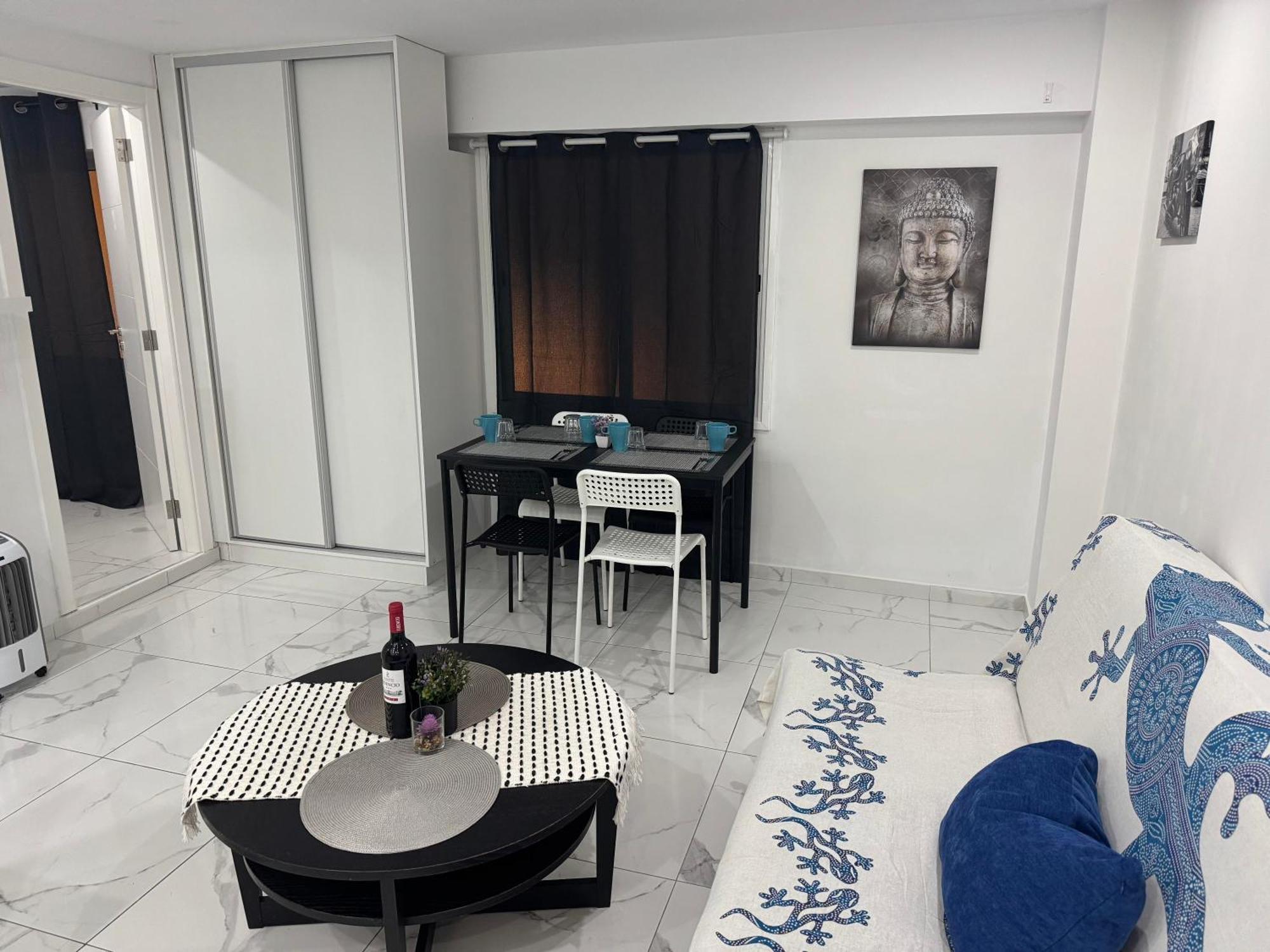 Heart Of Los Cristianos Modern Apartment Close To The Sea In Tenerife Exterior photo